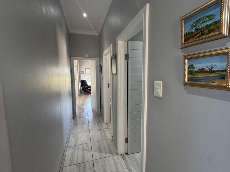 3 Bedroom Property for Sale in Hartenbos Western Cape